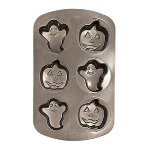 New Wilton Halloween Ghost Pumpkin Cake Cupcake Pan Baking Sheet